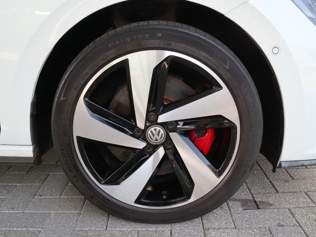 VolksWagen POLO 2020-03 27301-12