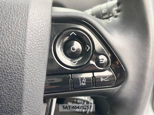 Toyota PRIUS 2020-11 282182-2