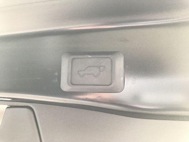 Toyota RAV4 2019-07 196123-9