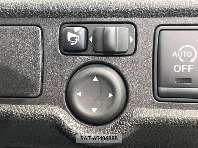 Nissan NOTE 2013-03 224259-7