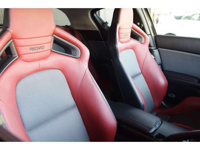 Mazda RX-8 2012-01 12957-7
