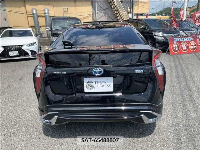 Toyota PRIUS 2016-06 254024-5