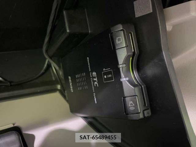 Suzuki EVERY WAGON 2017-11 301695-6