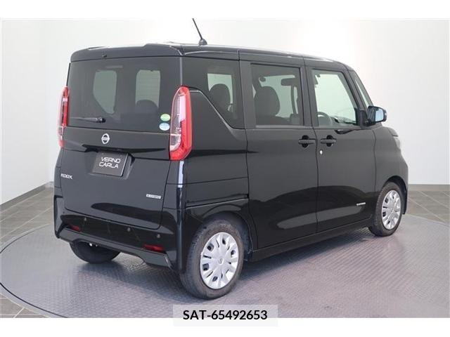 Nissan ROOX 2020-07 217946-3