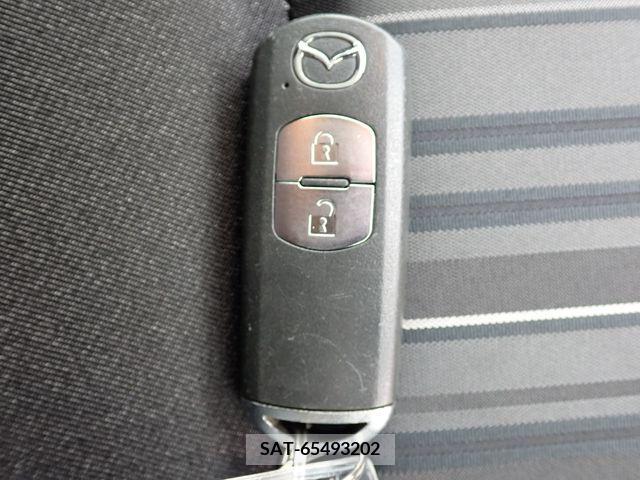 Mazda DEMIO 2019-04 334801-21