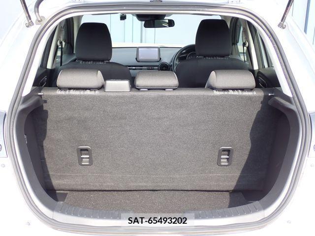Mazda DEMIO 2019-04 334801-19