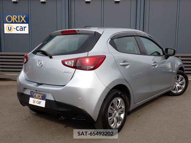 Mazda DEMIO 2019-04 334801-2