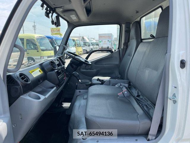 Hino DUTRO 2017-04 345053-12