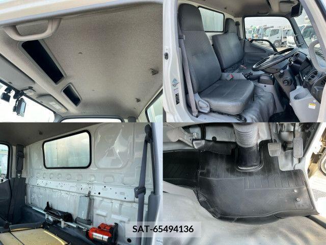 Hino DUTRO 2017-04 345053-18