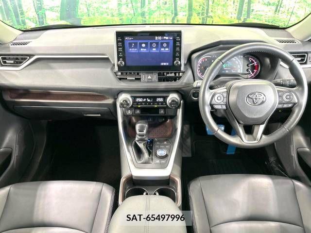 Toyota RAV4 2021-09 366977-1