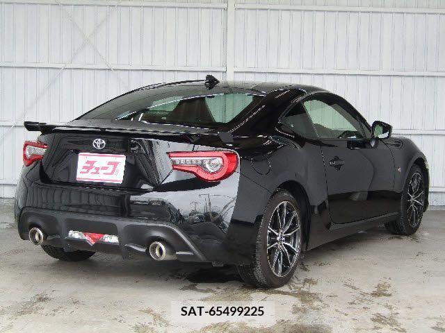 Toyota 86 2021-02 395466-2