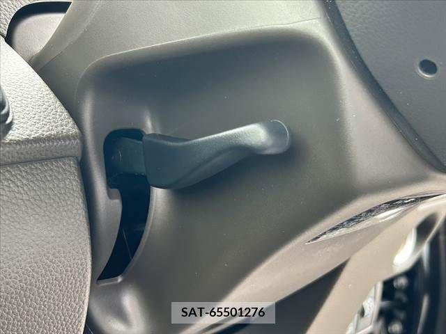 Honda N BOX 2023-04 335381-27
