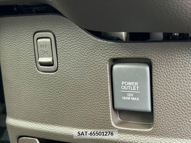 Honda N BOX 2023-04 335381-26