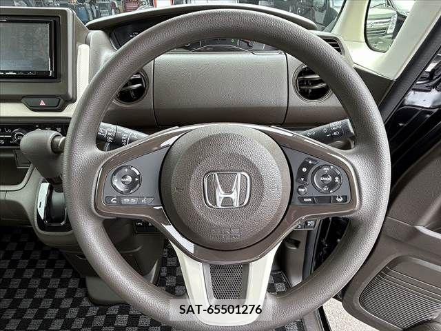 Honda N BOX 2023-04 335381-20