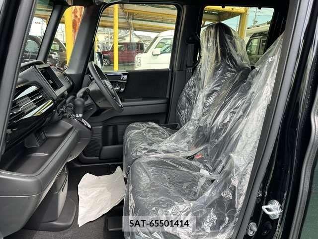 Honda N BOX CUSTOM 2023-05 379245-4