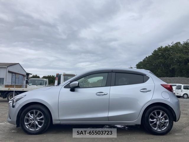 Mazda DEMIO 2018-03 267556-7