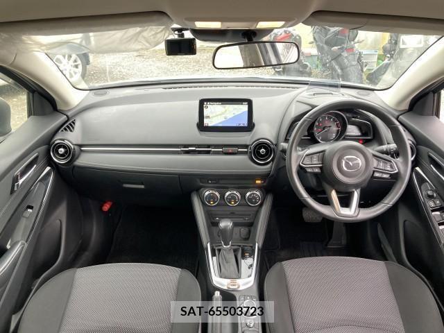 Mazda DEMIO 2018-03 267556-1