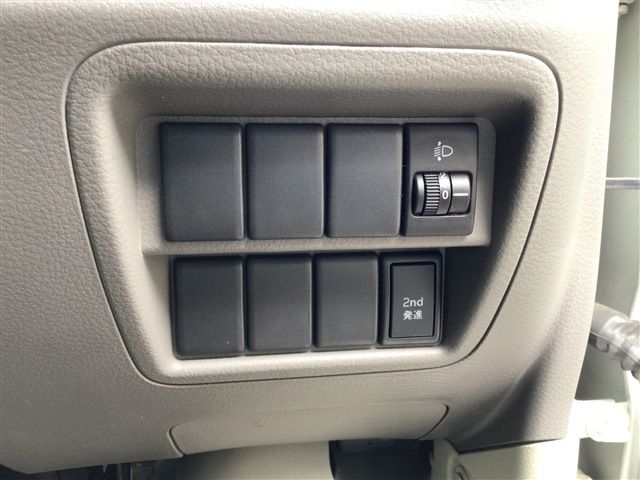 Nissan CLIPPER 2019-07 12949-16