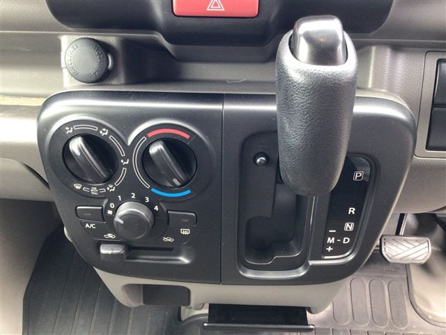 Nissan CLIPPER 2019-07 12949-13