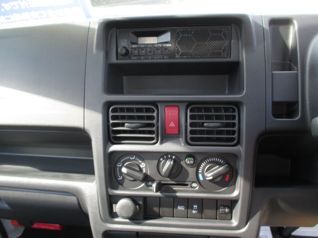 Suzuki CARRY TRUCK 2023-08 16307-11