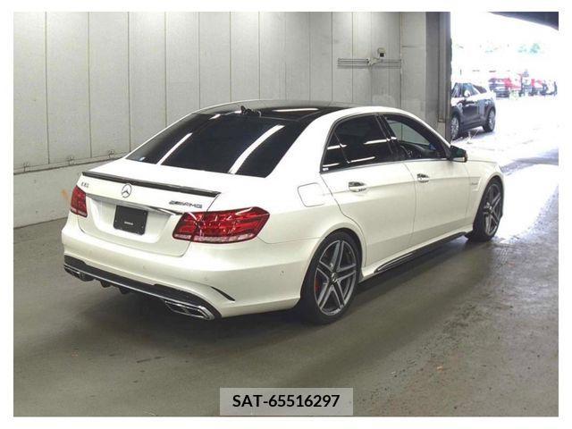 Amg E-CLASS 2013-11 261371-4