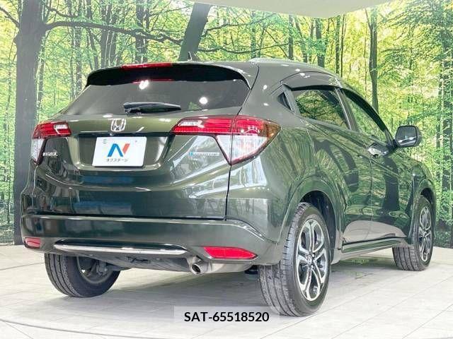 Honda VEZEL 2014-12 394816-17