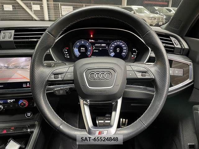 Audi Q3 2021-08 292782-15