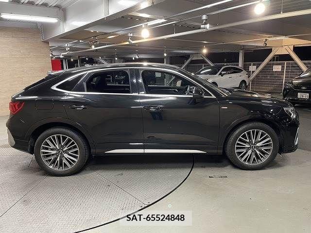 Audi Q3 2021-08 292782-17