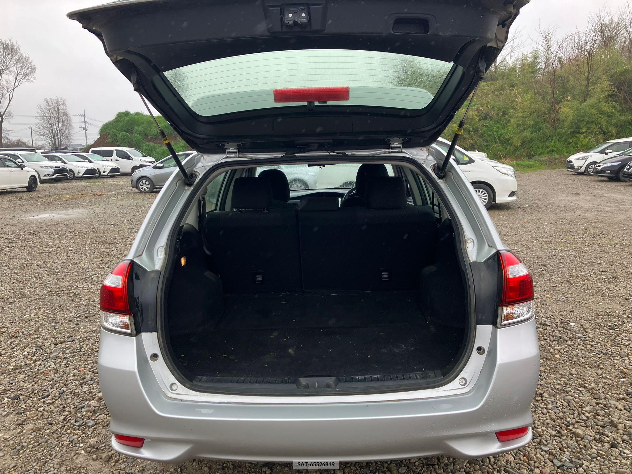 Toyota COROLLA FIELDER 2017-02 258204-17