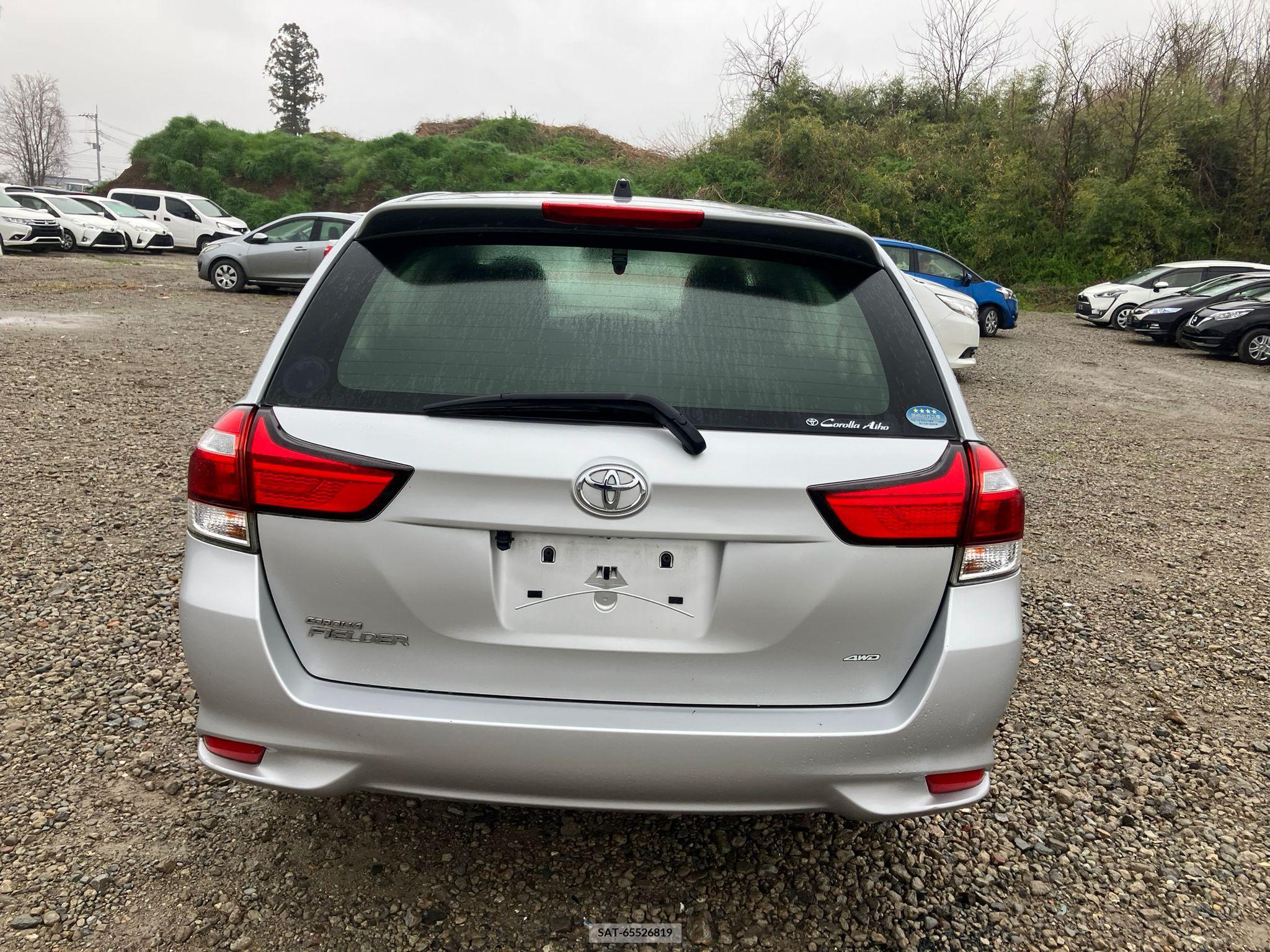 Toyota COROLLA FIELDER 2017-02 258204-7