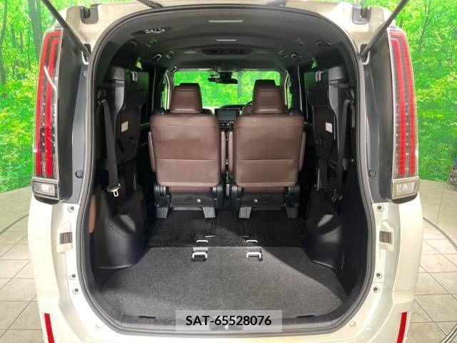 Toyota ESQUIRE 2017-09 297191-11