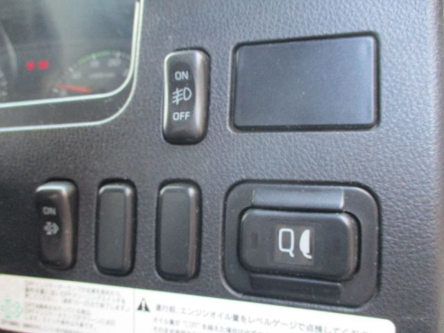 MITSUBISHI FUSO Fighter 2018-06 15437-12
