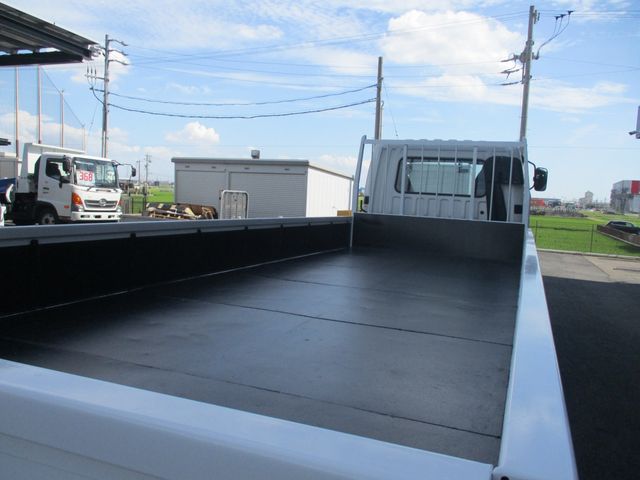 MITSUBISHI FUSO Fighter 2018-06 15437-6