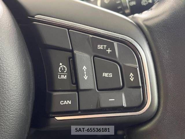 Jaguar E-PACE 2018-05 361886-4