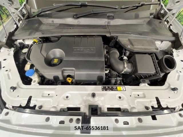 Jaguar E-PACE 2018-05 361886-12