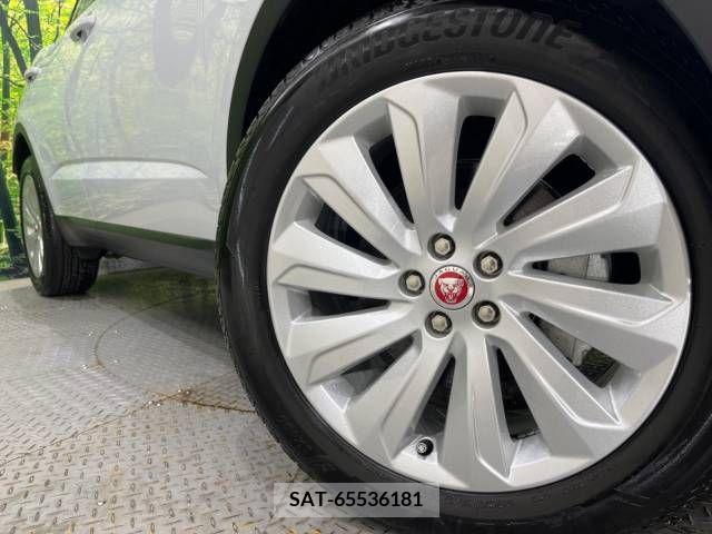 Jaguar E-PACE 2018-05 361886-8