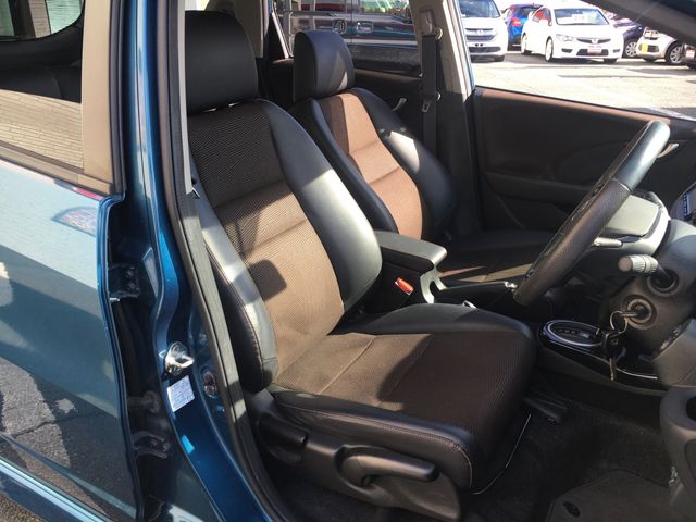 Honda FIT SHUTTLE HYBRID 2013-06 28476-8