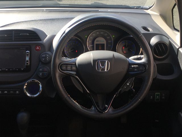 Honda FIT SHUTTLE HYBRID 2013-06 28476-7