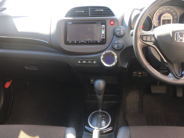 Honda FIT SHUTTLE HYBRID 2013-06 28476-6
