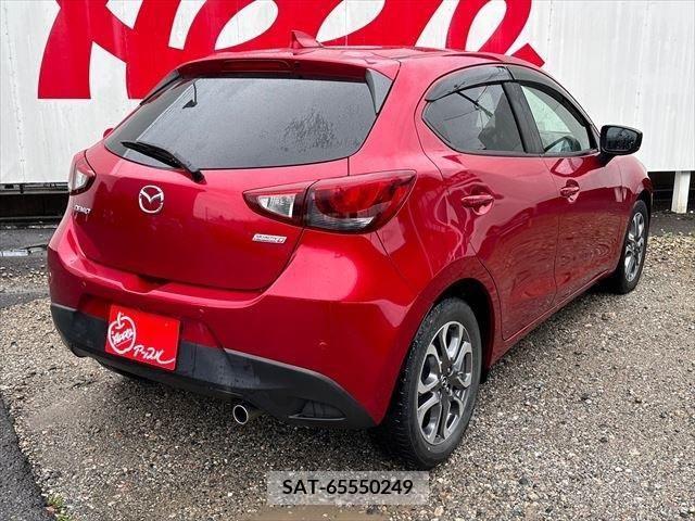 Mazda DEMIO 2016-11 301953-17