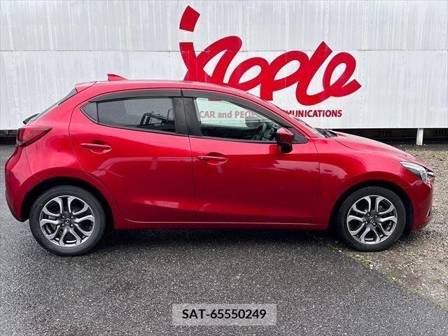 Mazda DEMIO 2016-11 301953-16