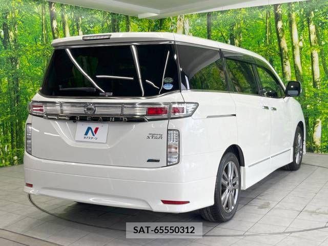 Nissan ELGRAND 2013-07 359711-18