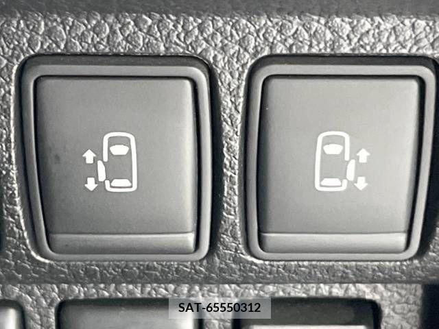 Nissan ELGRAND 2013-07 359711-5