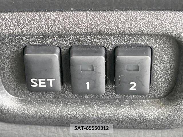 Nissan ELGRAND 2013-07 359711-4