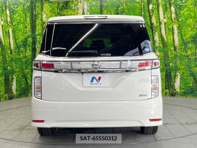 Nissan ELGRAND 2013-07 359711-16
