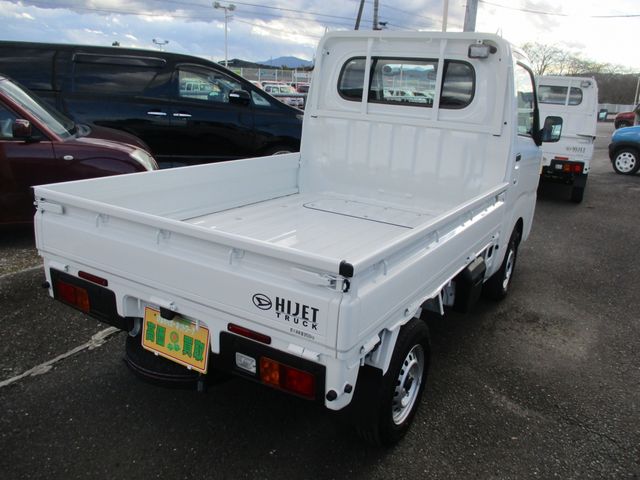 Daihatsu HIJET TRUCK 2023-06 24865-4