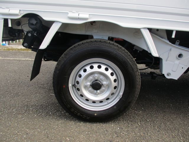 Daihatsu HIJET TRUCK 2023-06 24865-10