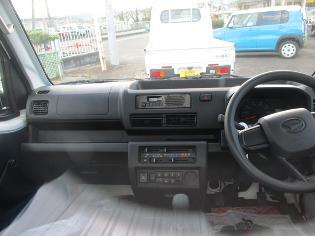 Daihatsu HIJET TRUCK 2023-06 24865-22