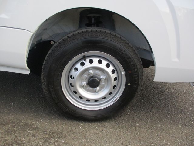 Daihatsu HIJET TRUCK 2023-06 24865-9