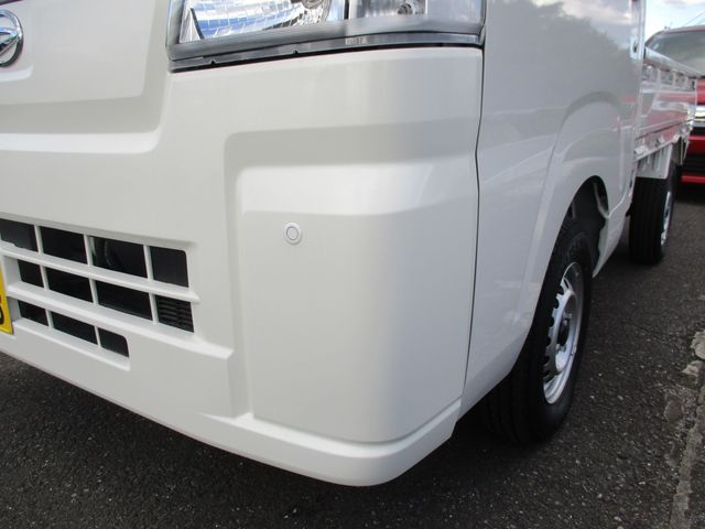 Daihatsu HIJET TRUCK 2023-06 24865-15